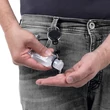 Kép 2/2 - Azonosítókártya tartó DURABLE Extra Strong karabineres kihúzható fekete